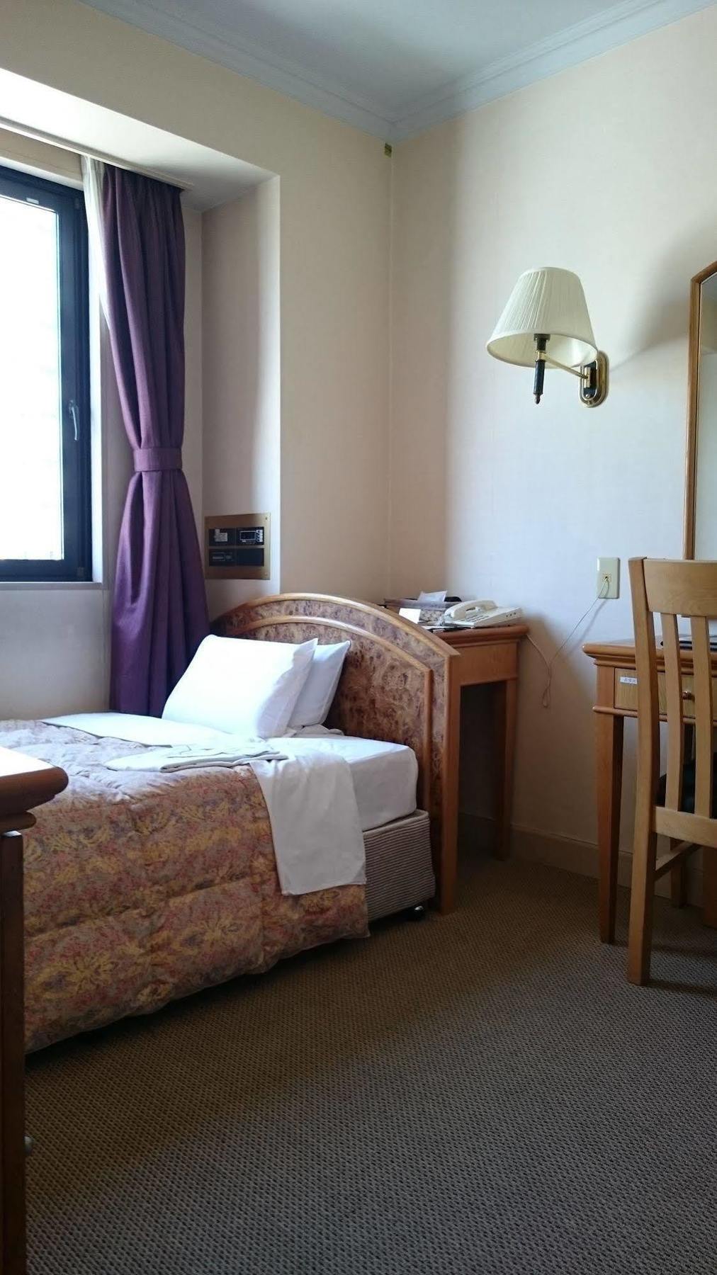 Fukuyama Rose Garden Hotel Luaran gambar